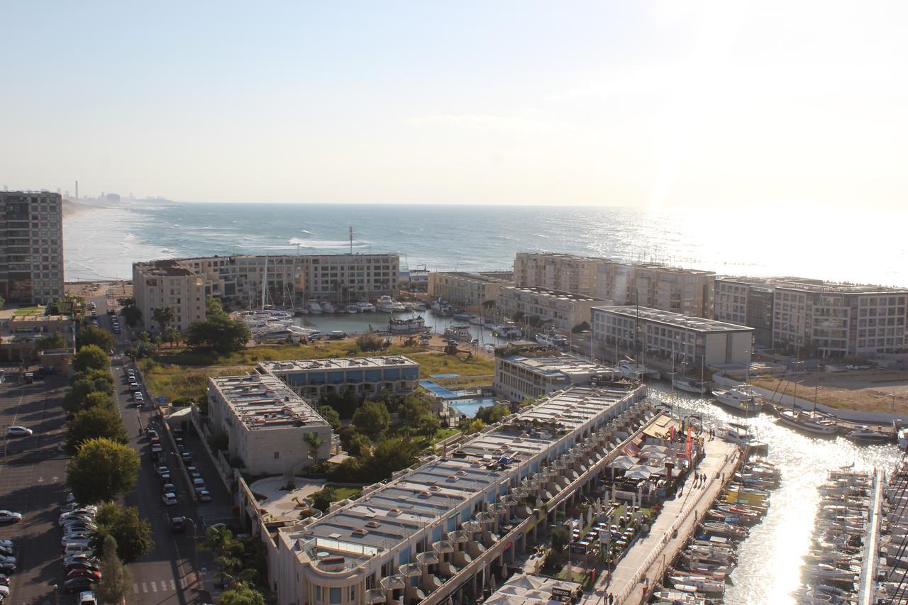 First Class Marina Herzlia Herzliya Екстер'єр фото